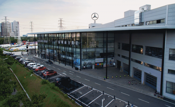 南方腾星奔驰4s店